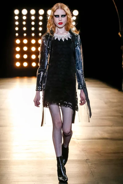 Look 43